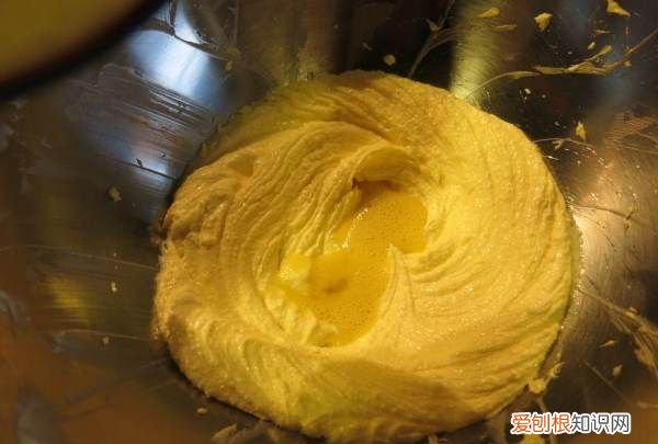 泰国椰青怎么吃，喝泰国椰青有什么功效