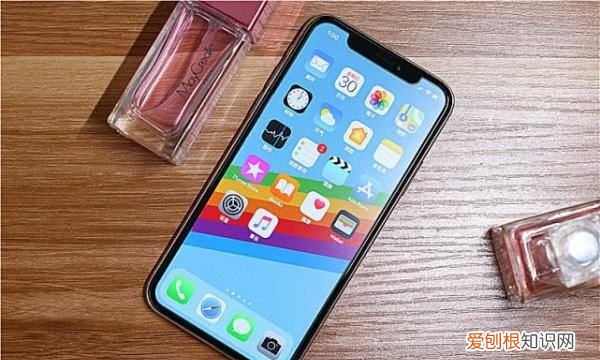 苹果手机要怎么样隐藏App图标