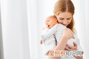四个月婴儿老是不睡是为什么 ，四个月婴儿总是不睡觉