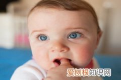 两岁半女宝宝身高90正常吗 ，两岁半女宝宝身高90正常吗图片