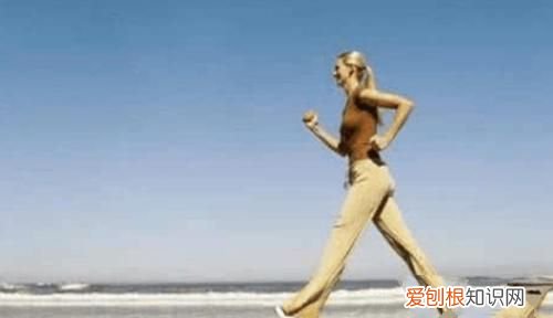 怎么下载微信运动每天的步数