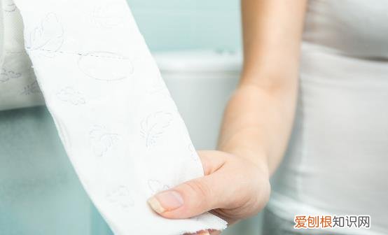 如厕时间过长的危害 上厕所也有健康学问