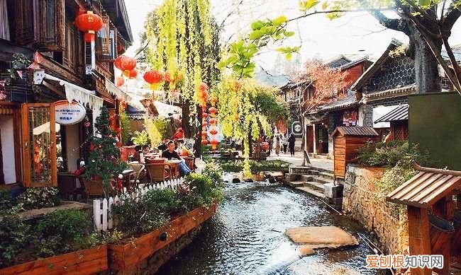 丽江在云南哪个地方,云南丽江市属于哪个区