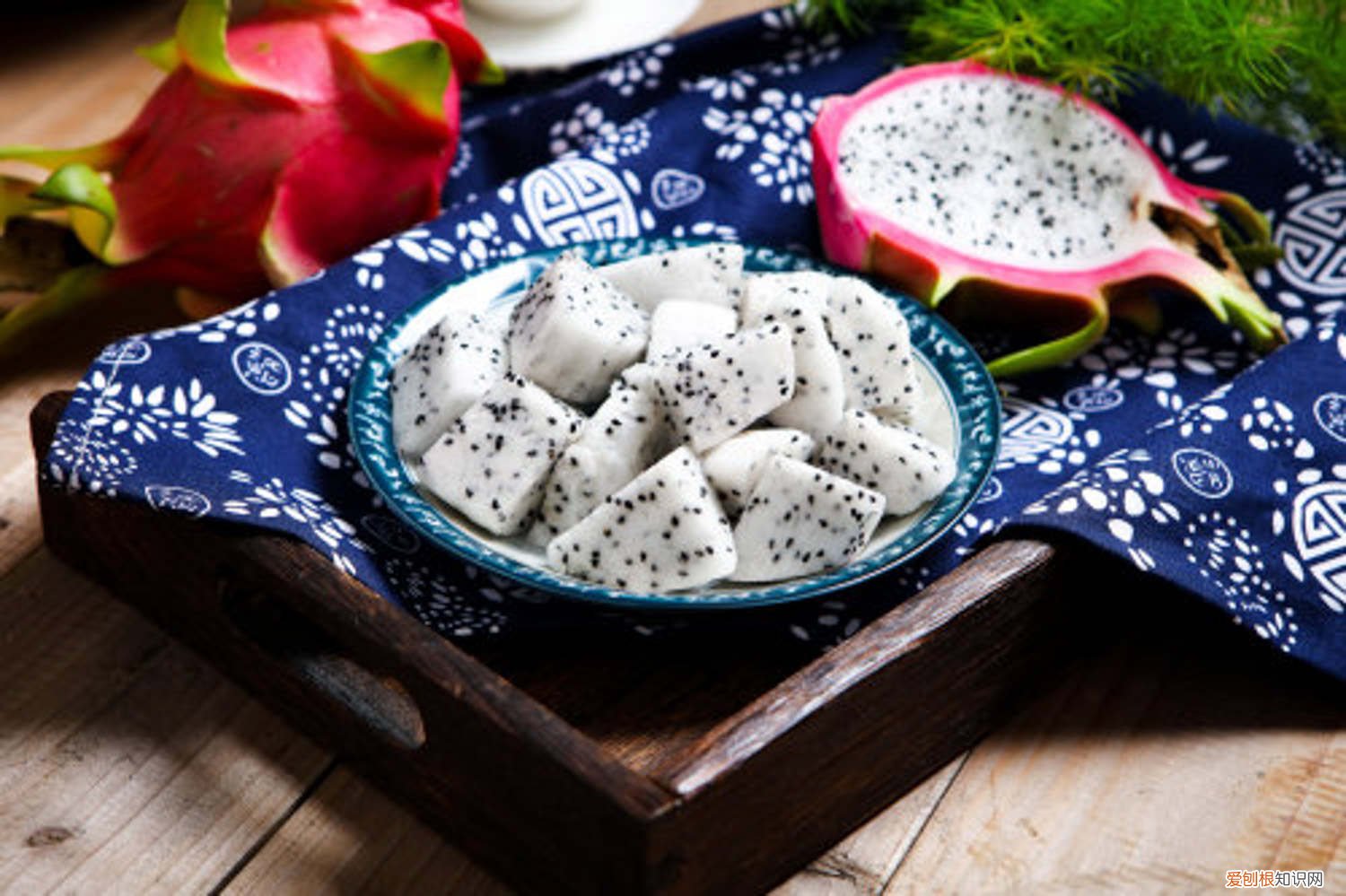 火龙果苗晒伤了怎么办? 火龙果晒不到太阳怎么办，晒伤怎么补救