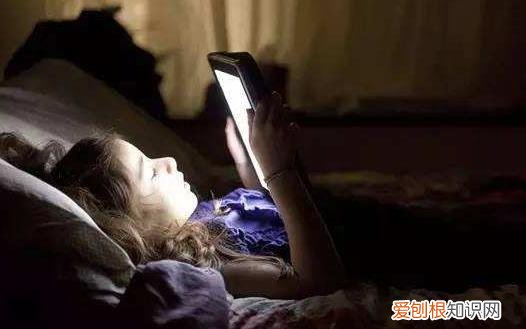 经常熬夜对身体的危害 防止熬夜的3种方法