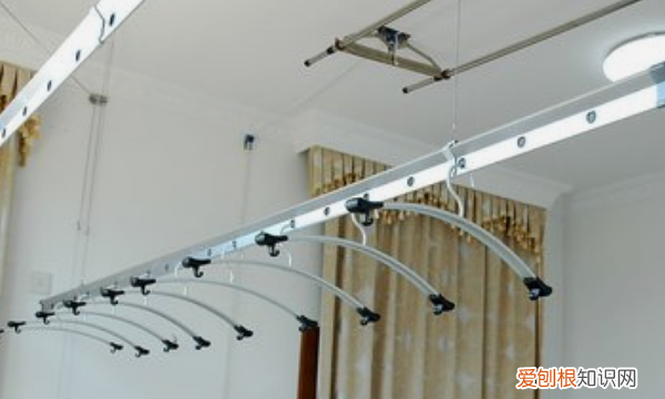 旧物改造晾衣架的巧妙用法，晾衣架除了晾衣服还能做什么