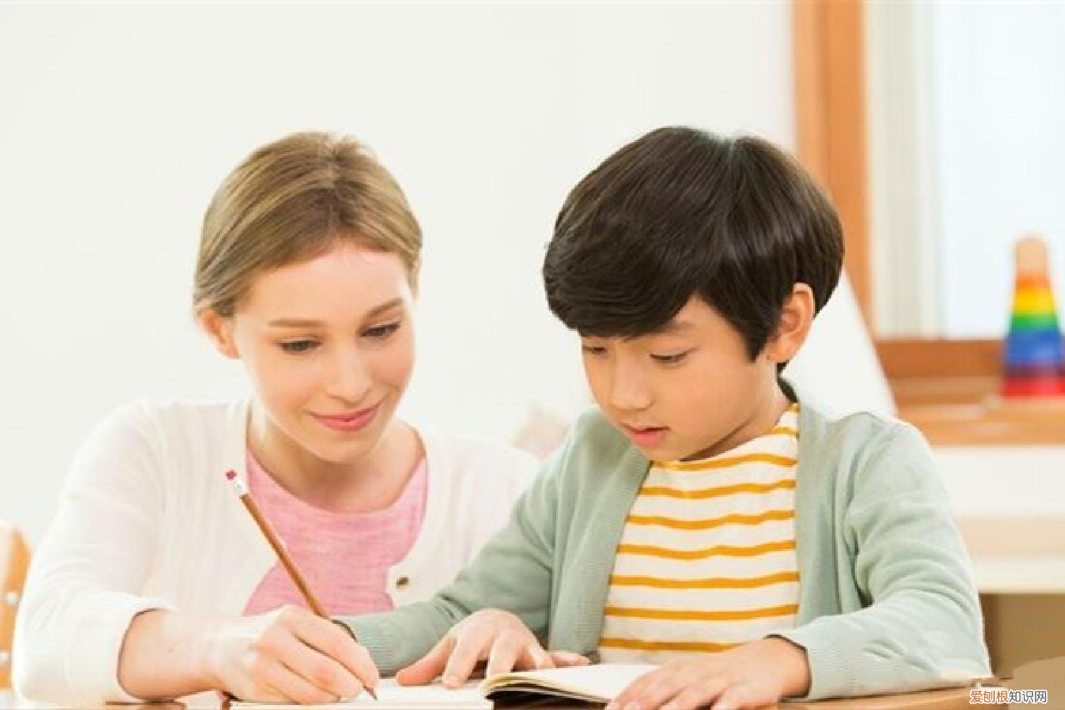 1950年世界组织在哪成立，1952年的育儿海报，太良心了！原来科学理念是经久不衰的