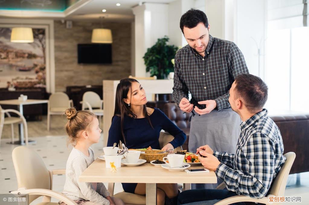 放假宠物怎么办,宠物假期危险-以及如何保持安全!