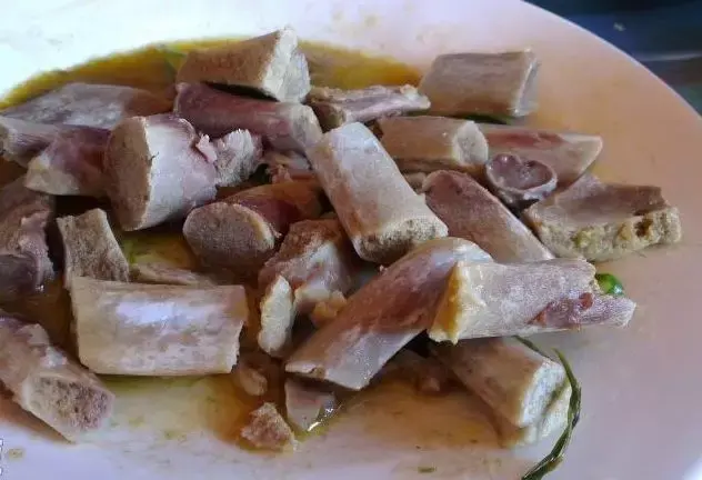 80年代的花盆有收藏价值吗,老花匠在盆里撒点粉末,不招虫不黄叶,狂开花呼呼爆盆