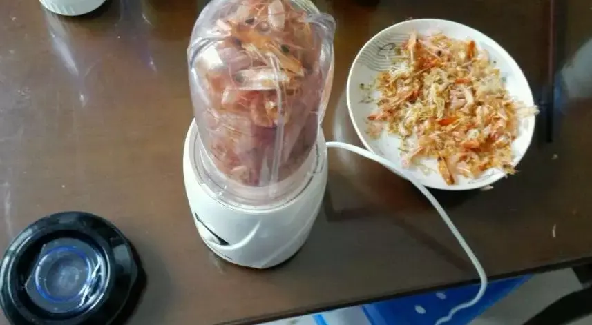 80年代的花盆有收藏价值吗,老花匠在盆里撒点粉末,不招虫不黄叶,狂开花呼呼爆盆