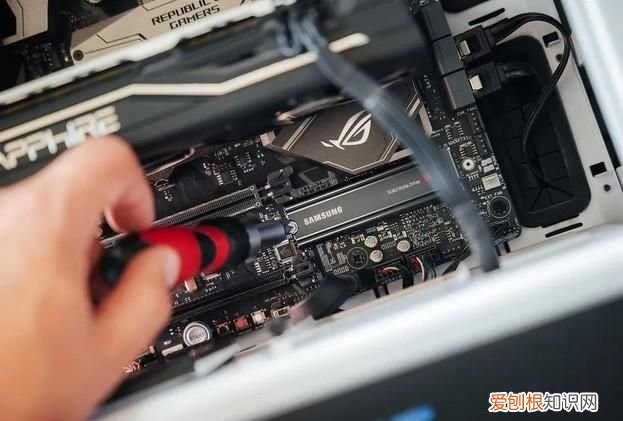 在windows中,运行掉速性能下降,很大可能跟它有关吗