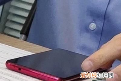 怎么取出手机的sim卡，怎样把sim卡取出来手机