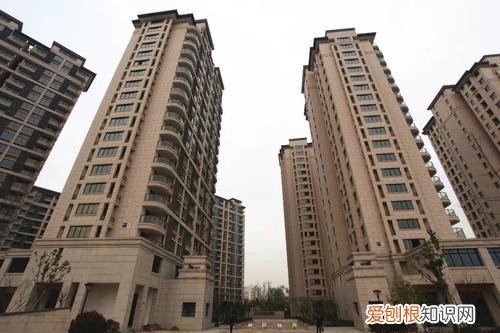 赠与的房产怎么避免20%个税