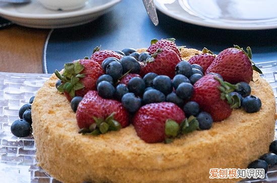 抖音很火的生日短句 简短走心生日文案