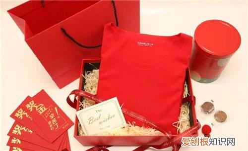 本命年穿红色有什么讲究,老年人本命年穿红色有什么讲究