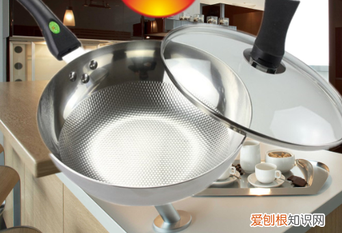 不锈钢锅烧焦烧黑了怎么清洗，不锈钢锅烧焦烧黑了怎么清洗视频