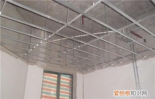 100平方需要多少轻钢龙骨，100平方需要多少轻钢龙骨计算公式