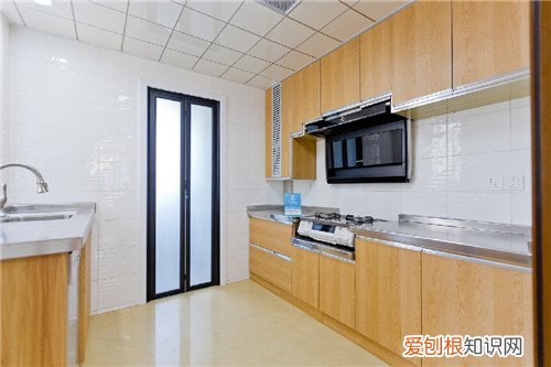厨房翻新一般要几天，厨房翻新一般要几天,在住的