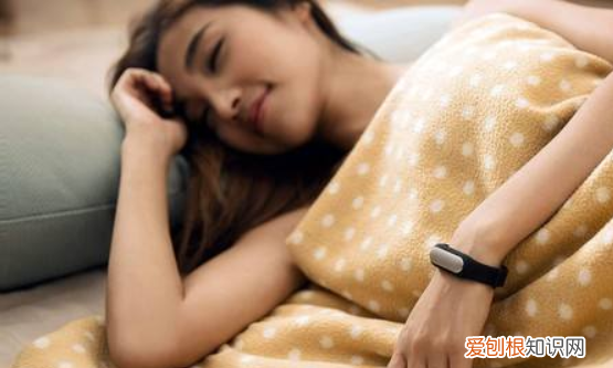 手环如何判断深度睡眠,手环检测睡眠不准的原因