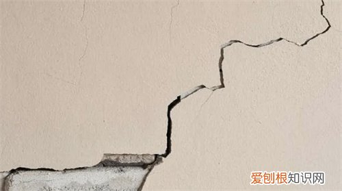 验房不合格要交物业费吗，验房不合格需要交物业费吗 民法典