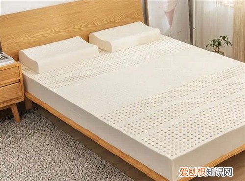 乳胶床垫上面还用铺褥子吗，乳胶床垫上面还用铺褥子吗女生