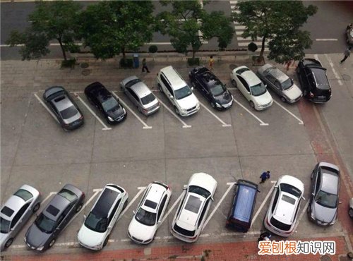小区车位配比标准是什么，小区车位配比最低标准