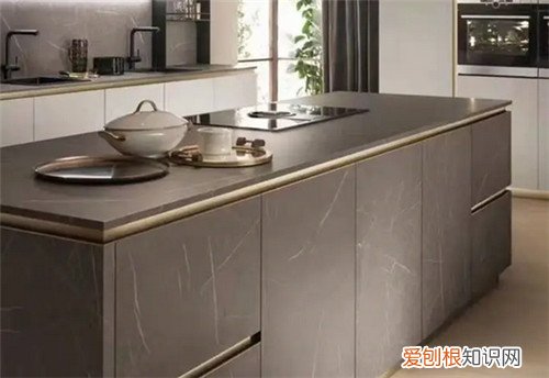 橱柜门关不上怎么调合页,橱柜合页不能自动关闭