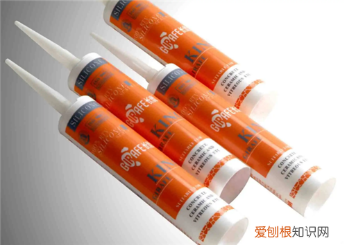 玻璃胶六小时能沾水吗，玻璃胶2小时能沾水吗