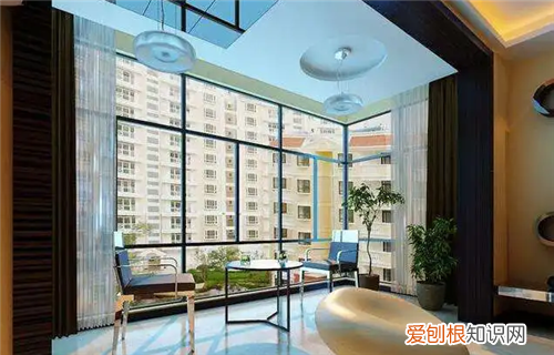物业不让封阳台合法吗，物业不让封阳台合法吗怎么办