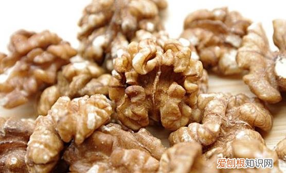 久坐不动是引发便秘的主要原因 中医治疗便秘的偏方