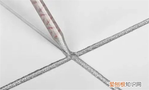 美缝剂对人体的危害性有哪些，美缝剂对人体的危害性有哪些症状