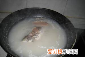 黑鱼汤怎么做才能白，黑鱼汤的做法又白又浓稠