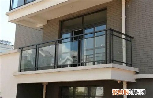凸阳台真的不承重吗，凸阳台真的不承重吗视频