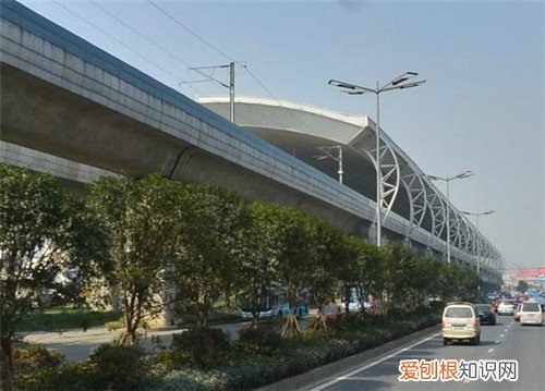 地铁口的房子升值规律是怎样的，地铁边房子升值过程