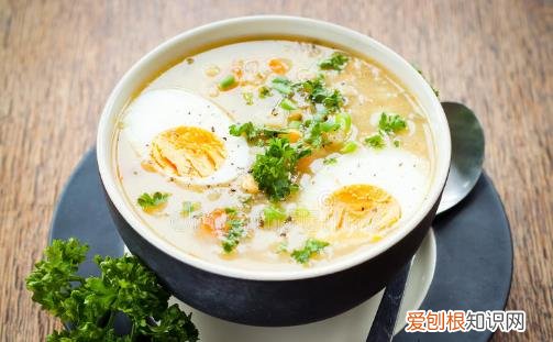 小偏方缓解感冒咽喉肿痛效果好 快来食疗治感冒