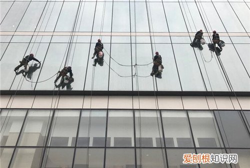 高层玻璃裂了怎么处理，高层玻璃破了怎么处理