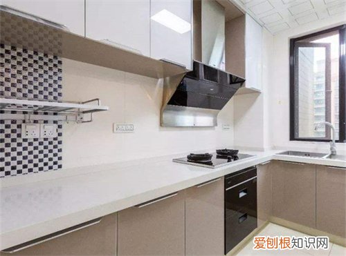 厨房操作台高度为多少，厨房的操作台一般多高