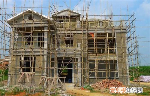 老房子原地重建政策是什么，老房子原地重建政策是什么样的