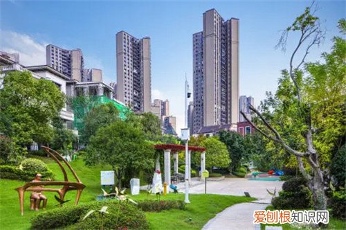 总高18层槽钢层在第几层，总高18层,17层是槽钢层吗