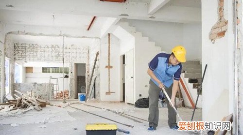 周末邻居凭什么不让装修，邻居周末装修物业不管怎么办