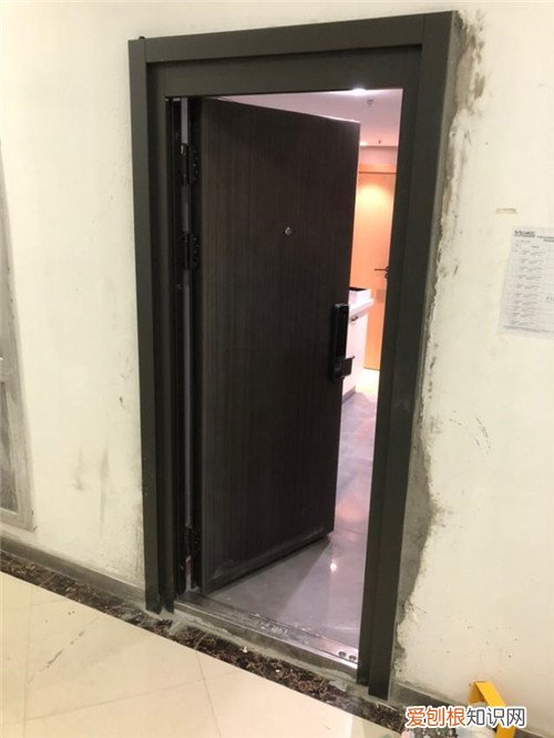 换防盗门会破坏门套和墙面吗，换防盗门会破坏门套和墙面吗?