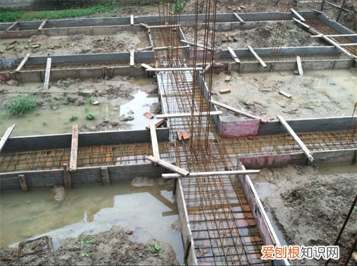 地圈梁一般打多高多宽，地圈梁要多高