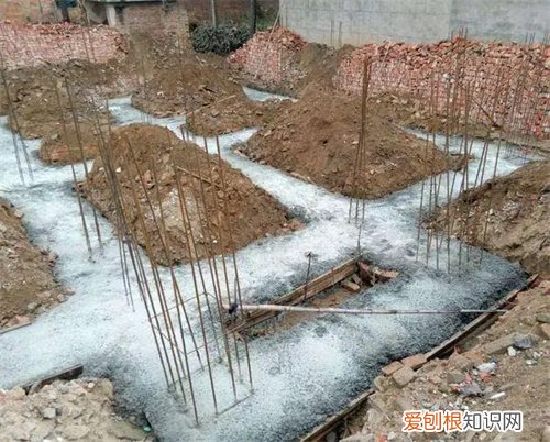 地圈梁一般打多高多宽，地圈梁要多高