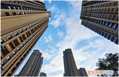 夏天楼层越高越热还是越凉，楼层越高夏天越凉快吗