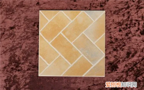 假瓷砖背面会有logo吗,瓷砖没有logo是不是假的