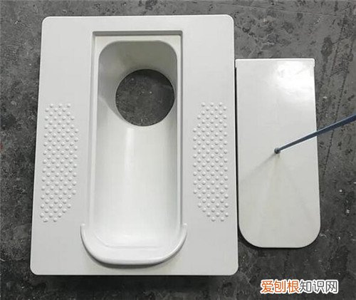 大便堵马桶几天自然通，大便堵马桶几天自然下去