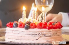 女儿8岁生日唯美句子 8岁闺女生日的简短祝福语