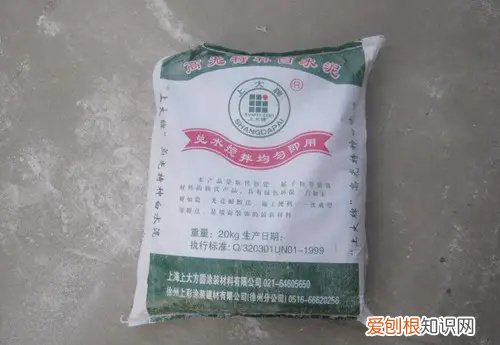 白水泥凝固后怕水吗，白水泥多久凝固 碰水