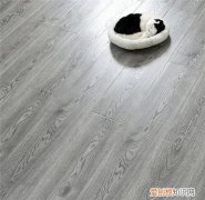 圣象和大自然地板差距有多大，圣象地板还是大自然地板好