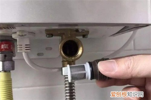 热水器漏水了怎么处理,热水器漏水了怎么处理图片